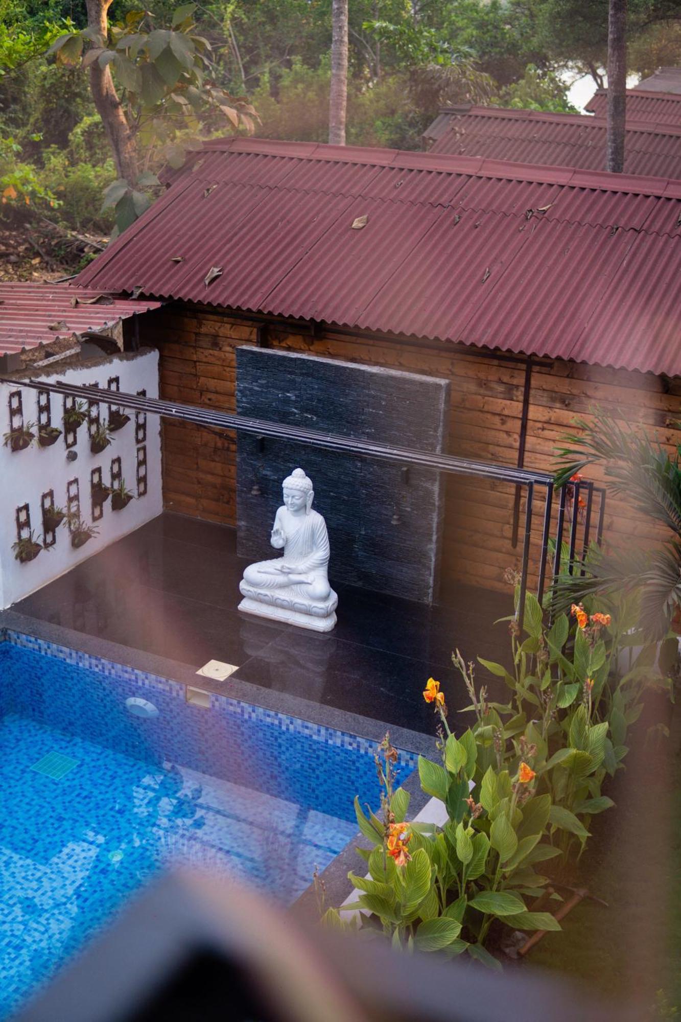 Tranquill Riverside Luxury Cottages With Bathtub, 칸돌림 외부 사진