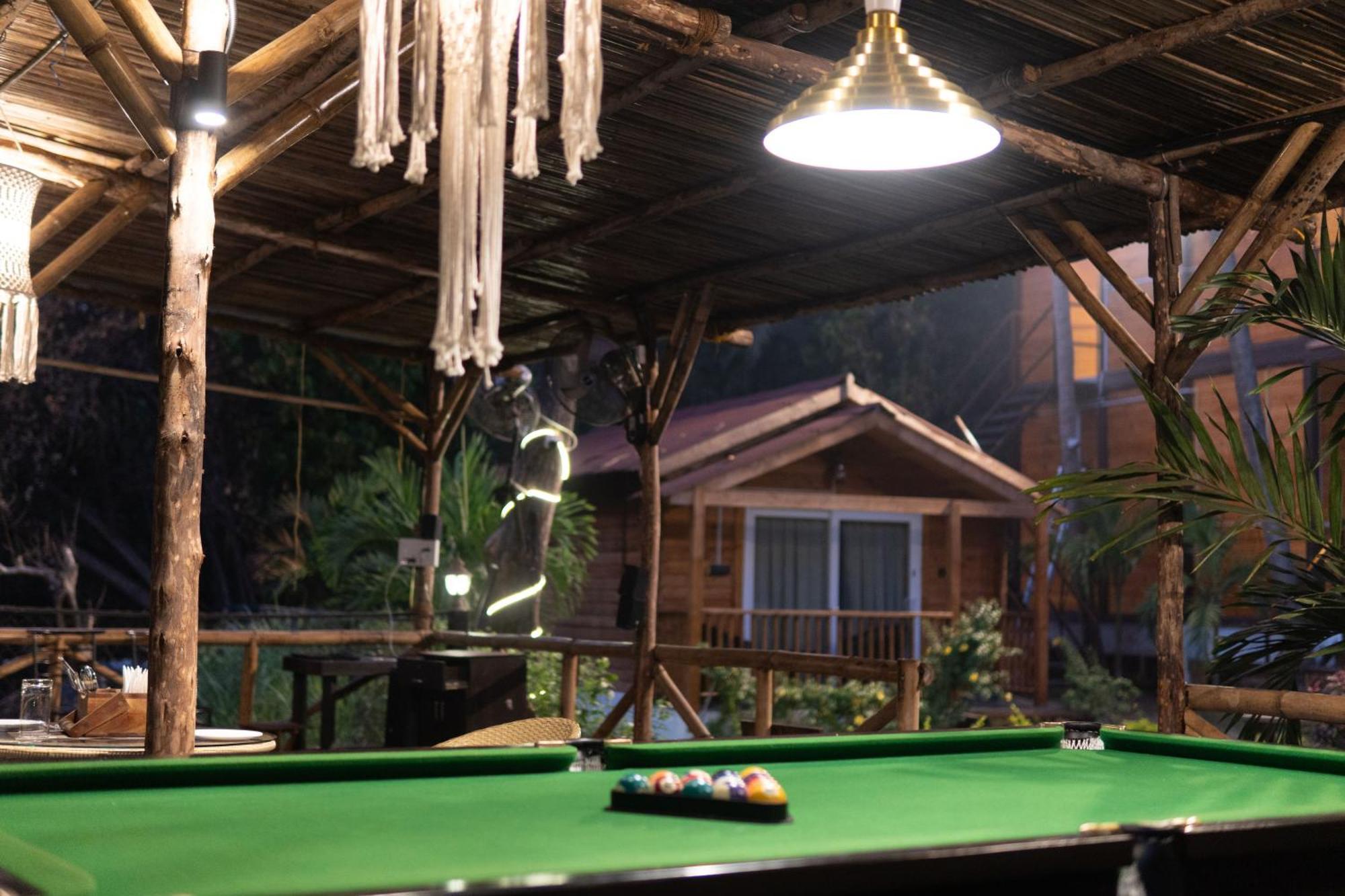 Tranquill Riverside Luxury Cottages With Bathtub, 칸돌림 외부 사진